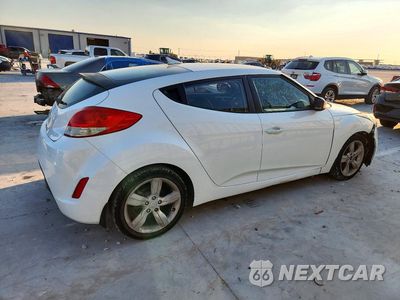 Trzecie zdjęcie samochodu z tyłu: 2015 HYUNDAI VELOSTER BASE VIN:KMHTC6AD0FU238176 - miniatura