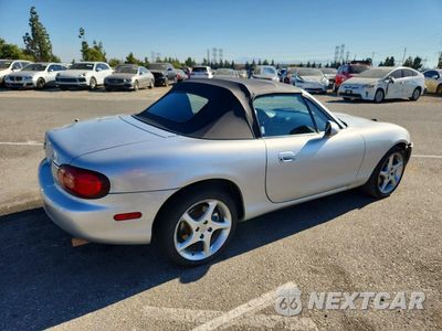 Trzecie zdjęcie samochodu z tyłu: 2003 MAZDA MX-5 MIATA BASE VIN:JM1NB353230301412 - miniatura