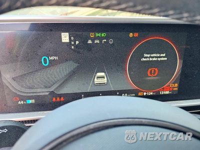 Zdjęcie 9 z 12 samochodu: 2023 HYUNDAI IONIQ 6 SEL VIN:KMHM34AA8PA049938 - miniatura