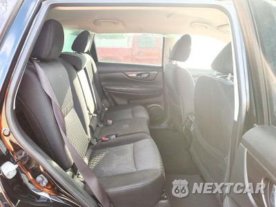 Zdjęcie 10 z 12 samochodu: 2019 NISSAN ROGUE SV VIN:JN8AT2MV8KW371019 - miniatura