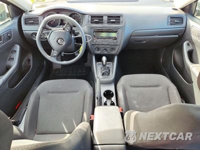 Zdjęcie 8 z 13 samochodu: 2015 VOLKSWAGEN JETTA BASE VIN:3VW2K7AJ3FM233733 - miniatura