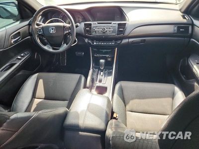 Zdjęcie 8 z 13 samochodu: 2017 HONDA ACCORD SPORT VIN:1HGCR2F53HA223237 - miniatura