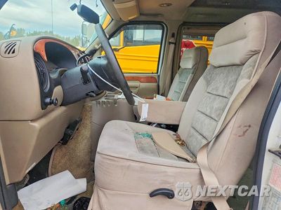 Zdjęcie 7 z 13 samochodu: 2001 FORD ECONOLINE E250 VAN VIN:1FDPE24L71HB59192 - miniatura