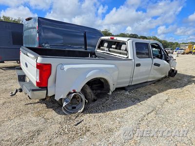 Trzecie zdjęcie samochodu z tyłu: 2019 FORD F350 SUPER DUTY VIN:1FT8W3CT1KEC66075 - miniatura