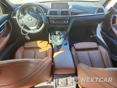 Zdjęcie 8 z 12 samochodu: 2017 BMW 330 XI VIN:WBA8D9G31HNU63160 - miniatura