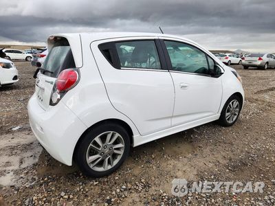 Trzecie zdjęcie samochodu z tyłu: 2016 CHEVROLET SPARK EV 2LT VIN:KL8CL6S06GC633401 - miniatura