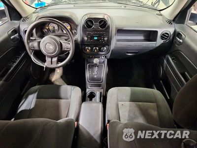 Zdjęcie 8 z 13 samochodu: 2017 JEEP PATRIOT SPORT VIN:1C4NJRBBXHD142124 - miniatura