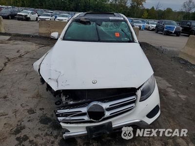 Piąte zdjęcie samochodu w środku: 2018 MERCEDES-BENZ GLC 300 4MATIC VIN:WDC0G4KB2JV077002 - miniatura