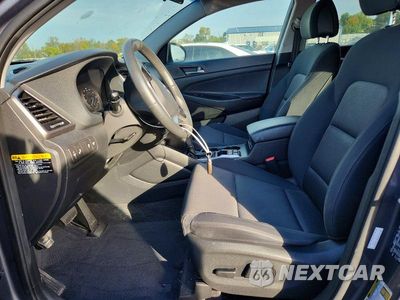Zdjęcie 7 z 12 samochodu: 2017 HYUNDAI TUCSON SPORT VIN:KM8J3CA29HU389363 - miniatura