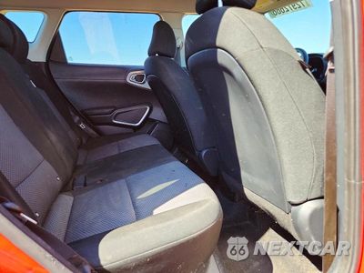 Zdjęcie 10 z 12 samochodu: 2022 KIA SOUL LX VIN:KNDJ23AU2N7184809 - miniatura