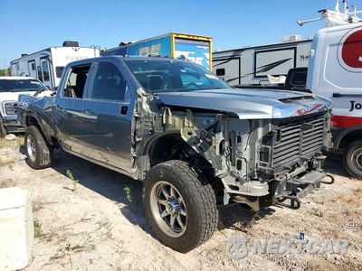 Czwarte zdjęcie samochodu z boku: 2024 GMC SIERRA K2500 SLT VIN:1GT49NEYXRF222736 - miniatura