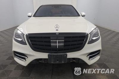 Zdjęcie 11 z 14 samochodu: 2018 MERCEDES-BENZ S 560 VIN:WDDUG8DB6JA397674 - miniatura