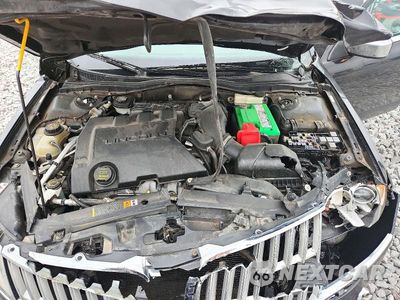 Zdjęcie 11 z 12 samochodu: 2011 LINCOLN MKZ VIN:3LNHL2JC0BR752438 - miniatura