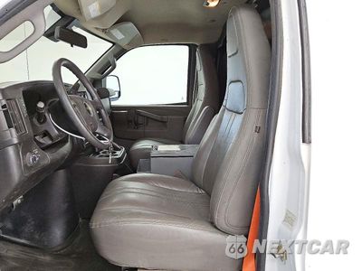 Zdjęcie 7 z 13 samochodu: 2020 CHEVROLET EXPRESS G2500 VIN:1GCWGAFP7L1262709 - miniatura