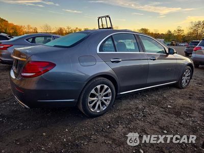Trzecie zdjęcie samochodu z tyłu: 2017 MERCEDES-BENZ E 300 4MATIC VIN:WDDZF4KB2HA219940 - miniatura