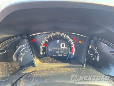 Zdjęcie 9 z 12 samochodu: 2016 HONDA CIVIC LX VIN:2HGFC2F57GH537357 - miniatura