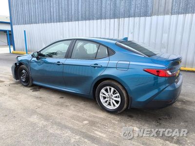 Drugie zdjęcie samochodu z przodu: 2026 TOYOTA CAMRY LE VIN:4T1DAACKXTU240442 - miniatura