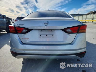 Zdjęcie 6 z 12 samochodu: 2019 NISSAN ALTIMA S VIN:1N4BL4BVXKC209611 - miniatura