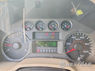 Zdjęcie 9 z 13 samochodu: 2008 FORD F350 SUPER DUTY VIN:1FDWX33R78EC00630 - miniatura