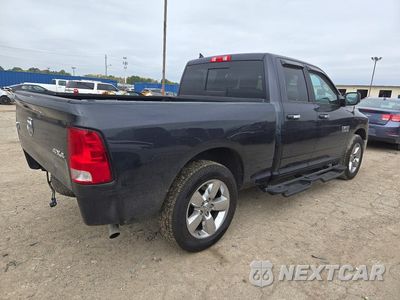 Trzecie zdjęcie samochodu z tyłu: 2018 RAM 1500 SLT VIN:1C6RR7GGXJS231476 - miniatura