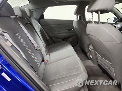 Zdjęcie 10 z 13 samochodu: 2025 HYUNDAI ELANTRA SEL VIN:KMHLS4DG5SU925614 - miniatura