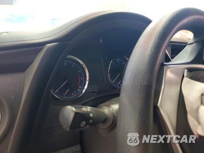 Zdjęcie 9 z 12 samochodu: 2018 TOYOTA COROLLA LE VIN:2T1BURHE3JC062386 - miniatura