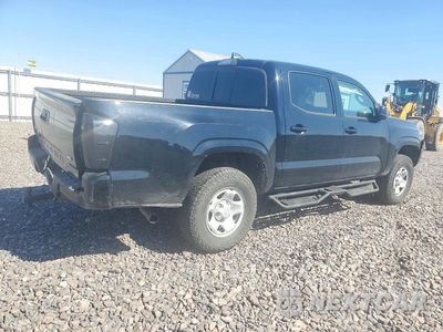 Trzecie zdjęcie samochodu z tyłu: 2022 TOYOTA TACOMA SR V6 VIN:3TMCZ5AN3NM515959 - miniatura