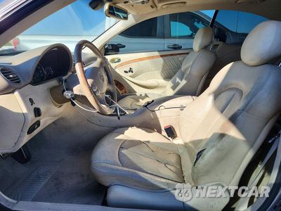 Zdjęcie 7 z 12 samochodu: 2004 MERCEDES-BENZ CLK 320 VIN:WDBTJ65J04F091769 - miniatura