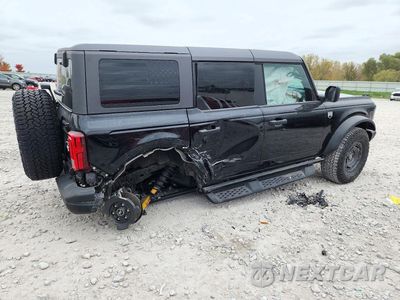 Trzecie zdjęcie samochodu z tyłu: 2025 FORD BRONCO BIG BEND VIN:1FMEE7BH1SLA78741 - miniatura