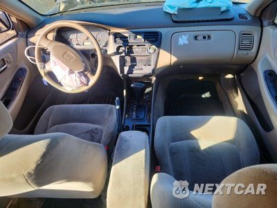 Zdjęcie 8 z 12 samochodu: 2000 HONDA ACCORD SE VIN:1HGCG6691YA132287 - miniatura