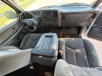 Zdjęcie 9 z 10 samochodu: 2003 CHEVROLET SILVERADO C1500 VIN:2GCEC19T931308342 - miniatura