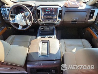 Zdjęcie 8 z 12 samochodu: 2018 GMC SIERRA K1500 SLT VIN:3GTU2NEJ3JG309081 - miniatura