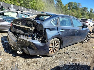 Trzecie zdjęcie samochodu z tyłu: 2017 NISSAN ALTIMA 2.5 SV VIN:1N4AL3AP2HC235251 - miniatura