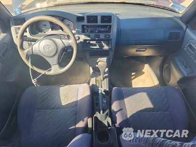 Zdjęcie 8 z 13 samochodu: 1998 TOYOTA RAV4 BASE VIN:JT3HP10V2W7103411 - miniatura