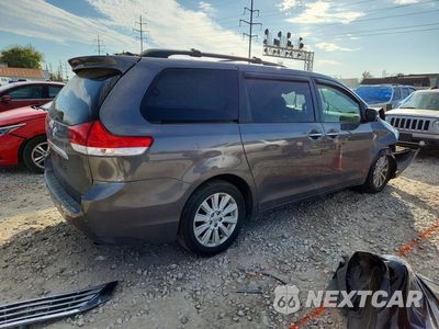 Trzecie zdjęcie samochodu z tyłu: 2014 TOYOTA SIENNA LIMITED 7-PASSENGER VIN:5TDDK3DC6ES085724 - miniatura
