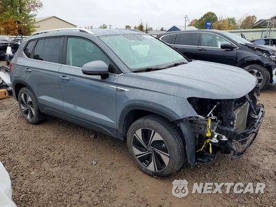 Czwarte zdjęcie samochodu z boku: 2023 VOLKSWAGEN TAOS VIN:3VVUX7B21PM357720 - miniatura