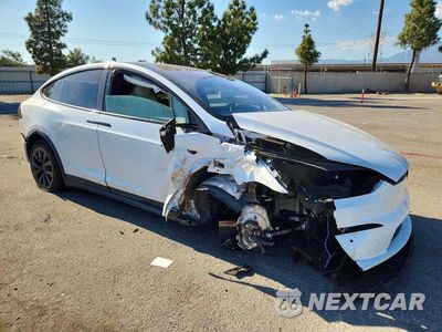 Czwarte zdjęcie samochodu z boku: 2022 TESLA MODEL X VIN:7SAXCBE55NF362021 - miniatura
