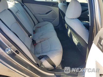 Zdjęcie 10 z 12 samochodu: 2015 KIA OPTIMA LX VIN:5XXGM4A71FG517353 - miniatura