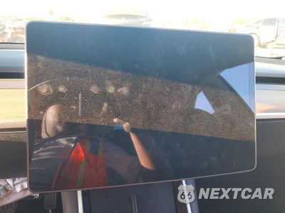 Zdjęcie 9 z 13 samochodu: 2019 TESLA MODEL 3 VIN:5YJ3E1EA5KF316827 - miniatura