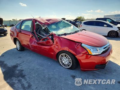 Czwarte zdjęcie samochodu z boku: 2010 FORD FOCUS SE VIN:1FAHP3FN6AW123020 - miniatura