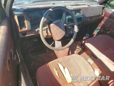 Zdjęcie 8 z 12 samochodu: 1993 NISSAN TRUCK BASE VIN:1N6SD16S4PC333626 - miniatura
