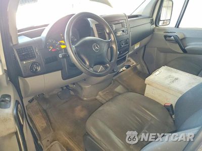 Zdjęcie 8 z 13 samochodu: 2016 MERCEDES-BENZ SPRINTER 2500 DELIVERY VAN VIN:WD3PE7DD9GP310942 - miniatura