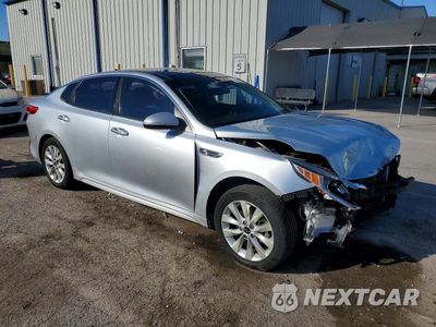 Czwarte zdjęcie samochodu z boku: 2016 KIA OPTIMA EX VIN:5XXGU4L32GG065182 - miniatura