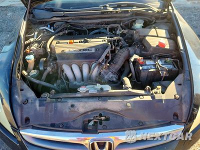 Zdjęcie 11 z 12 samochodu: 2006 HONDA ACCORD LX VIN:1HGCM56486A000681 - miniatura