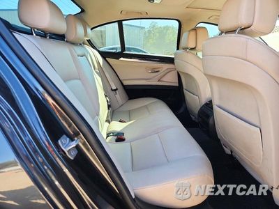 Zdjęcie 10 z 13 samochodu: 2013 BMW 535 XI VIN:WBAFU7C59DDU75480 - miniatura
