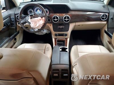 Zdjęcie 8 z 13 samochodu: 2015 MERCEDES-BENZ GLK 350 4MATIC VIN:WDCGG8JB3FG401433 - miniatura