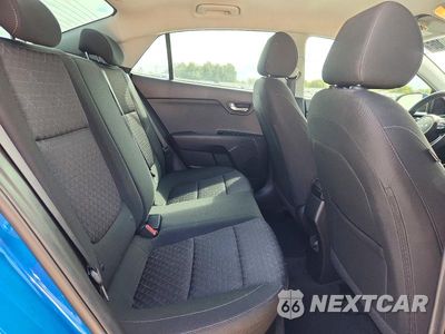 Zdjęcie 10 z 12 samochodu: 2022 KIA RIO S VIN:3KPA24AD4NE473633 - miniatura