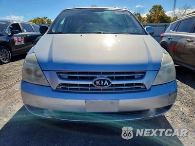 Piąte zdjęcie samochodu w środku: 2008 KIA SEDONA LX VIN:KNDMB233886265707 - miniatura