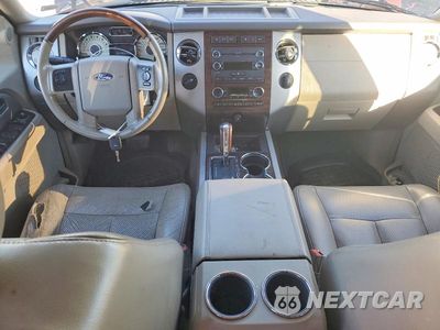 Zdjęcie 8 z 13 samochodu: 2010 FORD EXPEDITION LIMITED VIN:1FMJU2A55AEB67291 - miniatura