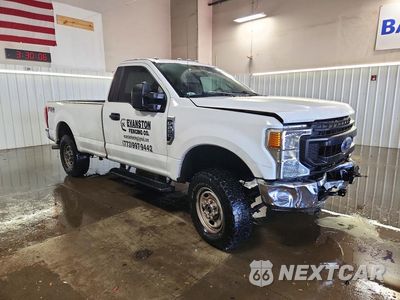 Czwarte zdjęcie samochodu z boku: 2021 FORD F250 SUPER DUTY VIN:1FTBF2B67MEC05232 - miniatura